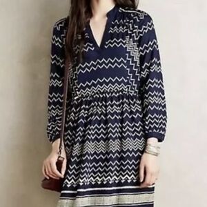 Holding Horses Navy Blue Cream Chevron Long Sleeve Mini Dress Sz XS Flaws